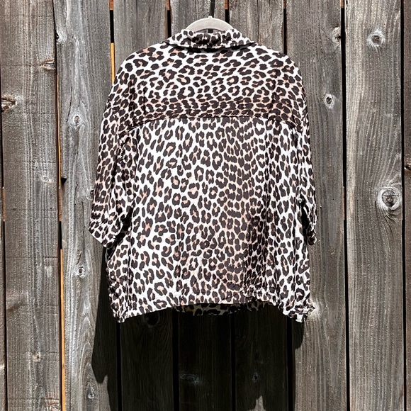 H&M leopard print top size medium - Picture 11 of 16